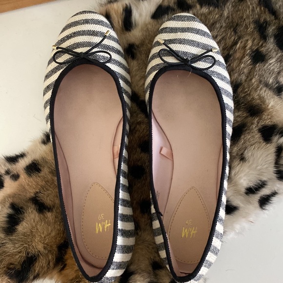 Ballet Flats - Picture 5 of 7